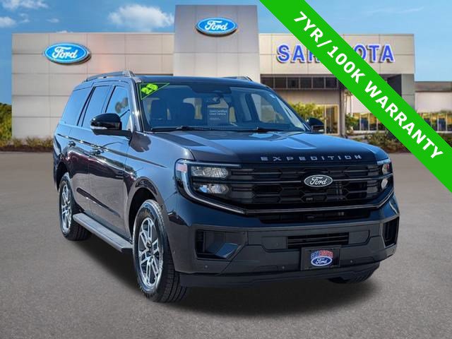 Certified 2025 Ford Expedition Active image 1