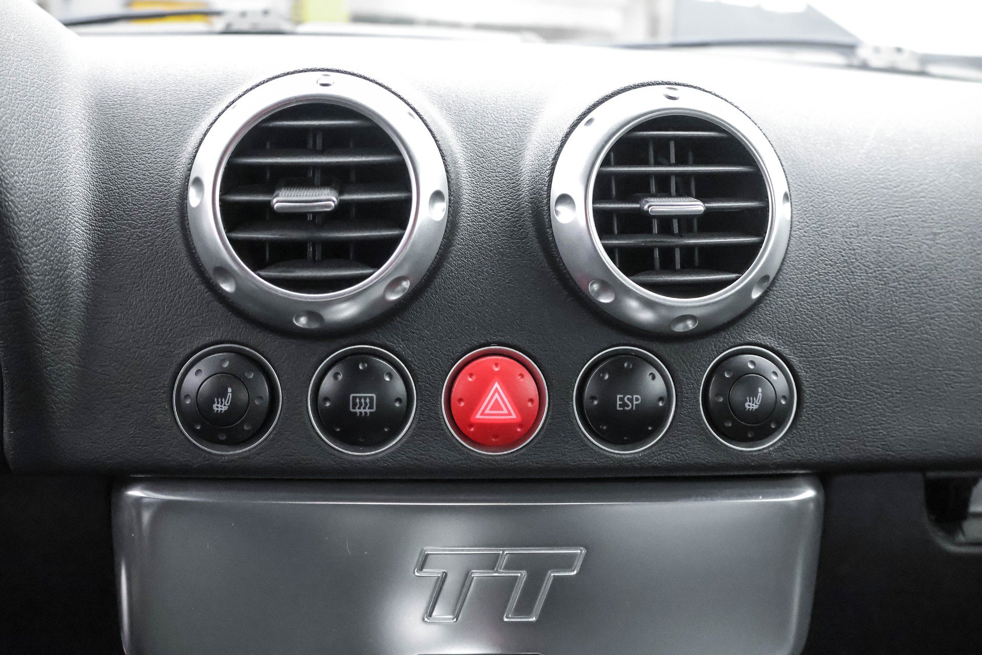 Used 2001 Audi TT 1.8T image 10