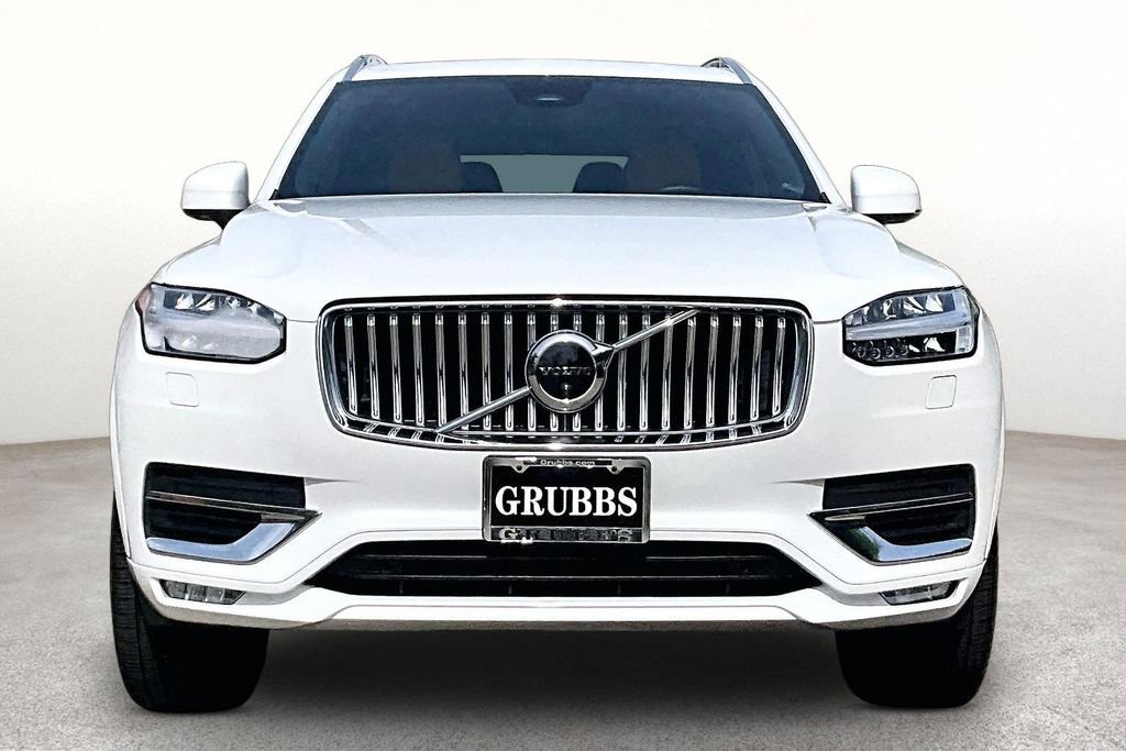 Certified 2023 Volvo XC90 B6 Ultimate w/ Protection Package Premier image 6
