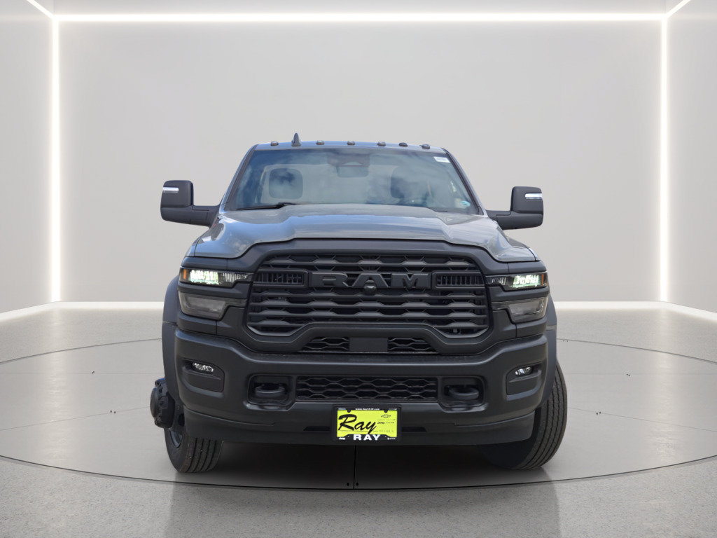 New 2026 RAM 5500 Tradesman AWD/4WD image 4