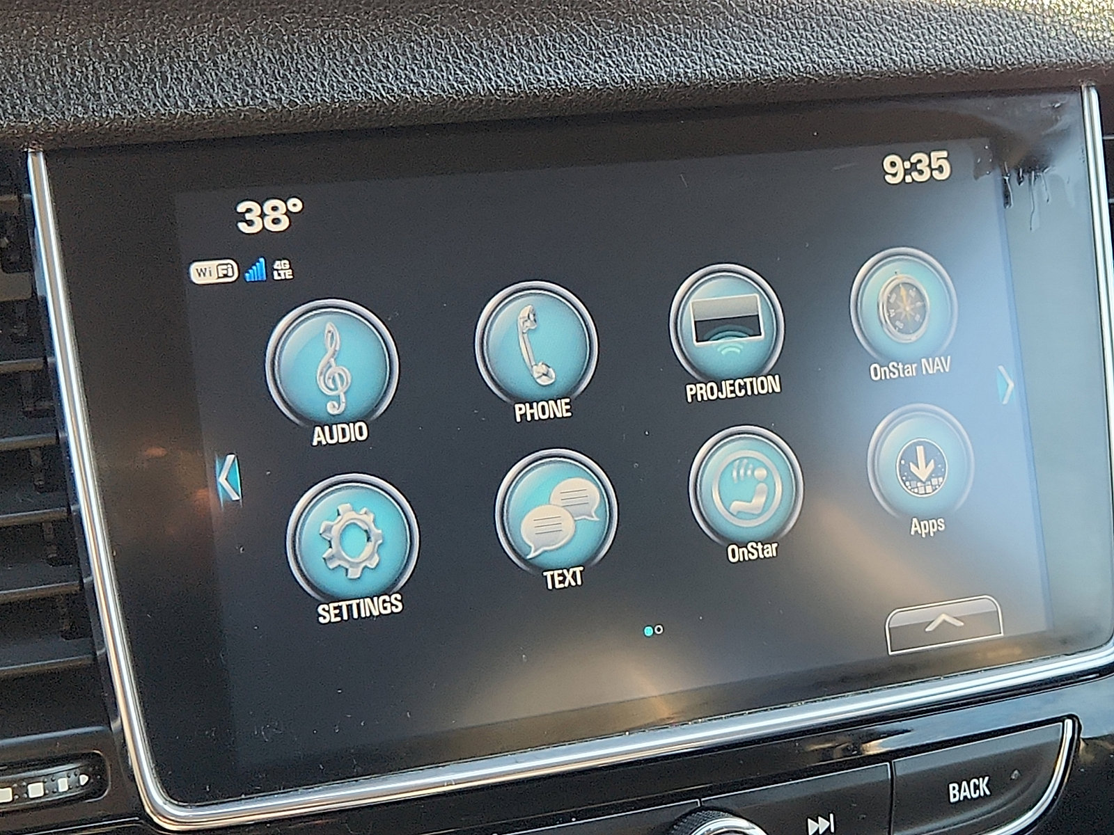 Used 2018 Buick Encore Preferred image 24