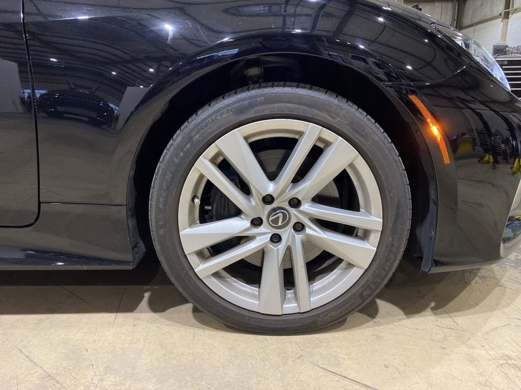 Used 2023 Lexus RC 350 image 21