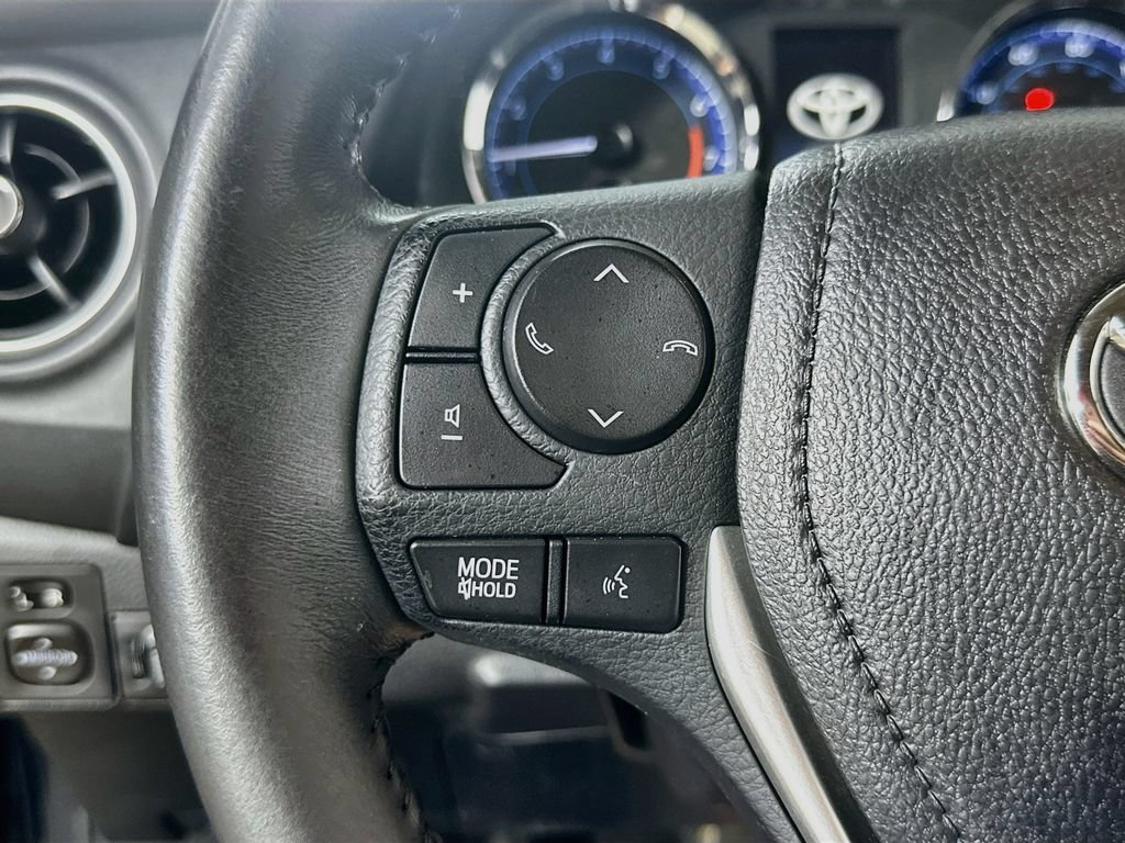 Used 2017 Toyota Corolla SE FWD image 21