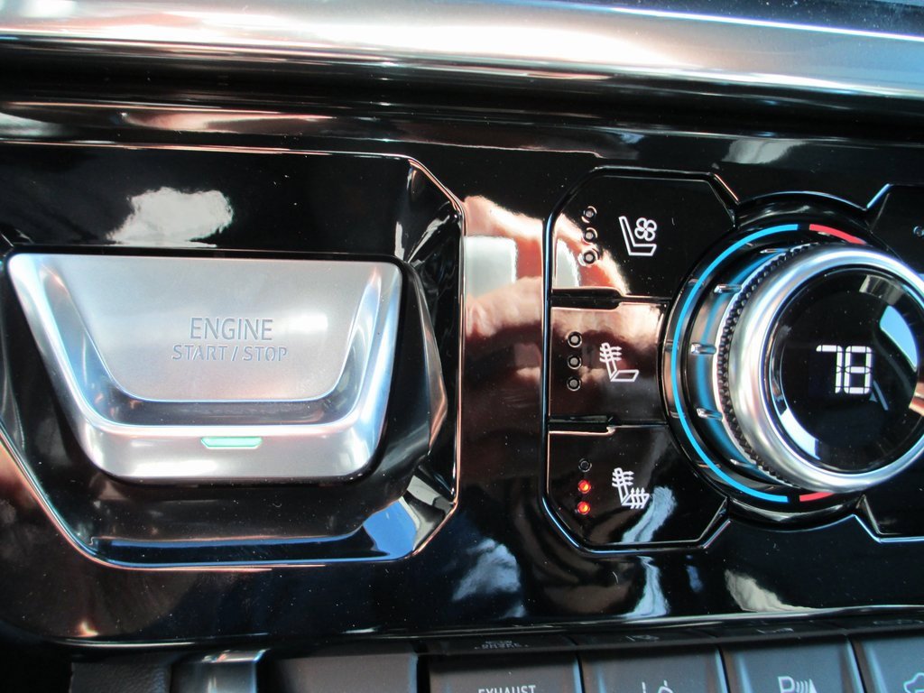 New 2026 GMC Sierra 3500 Denali w/ Denali Reserve Package image 19