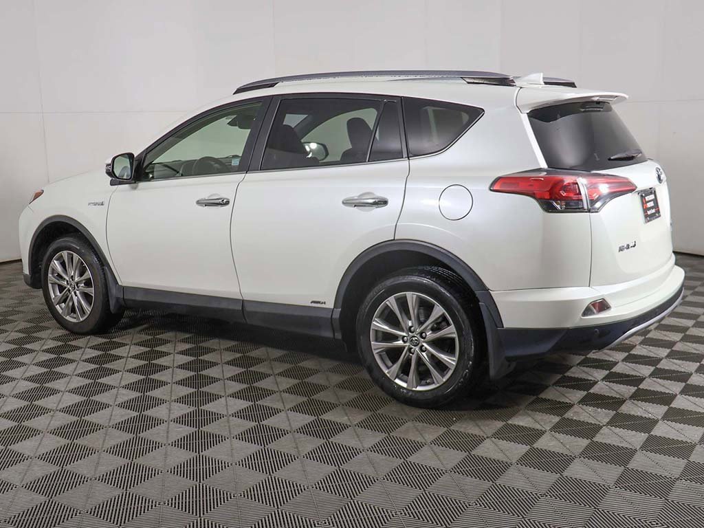 Used 2018 Toyota RAV4 Limited image 14
