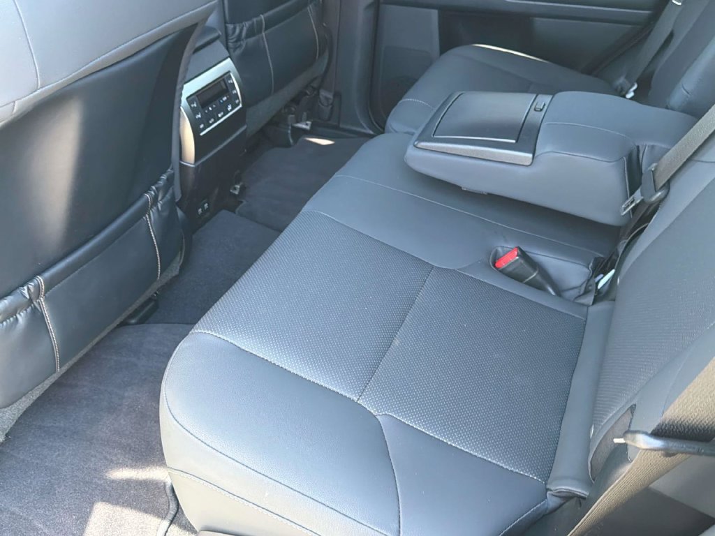 Used 2023 Lexus GX 460 Premium w/ Premium Package AWD/4WD image 31