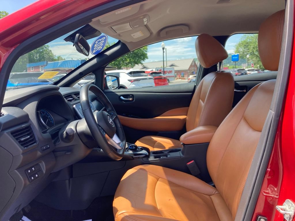 Used 2023 Nissan Leaf SV Plus FWD image 3
