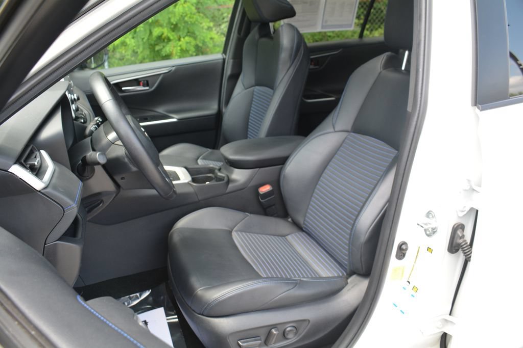Used 2021 Toyota RAV4 XSE AWD/4WD image 10