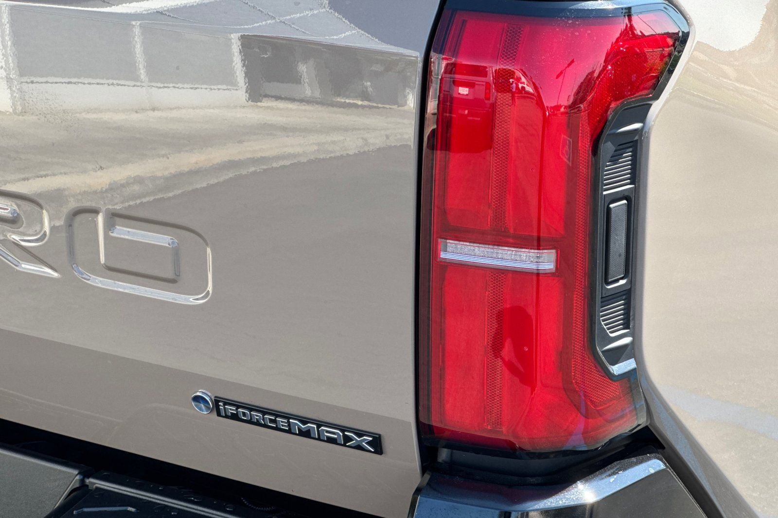 Certified 2025 Toyota Tacoma TRD Pro image 35