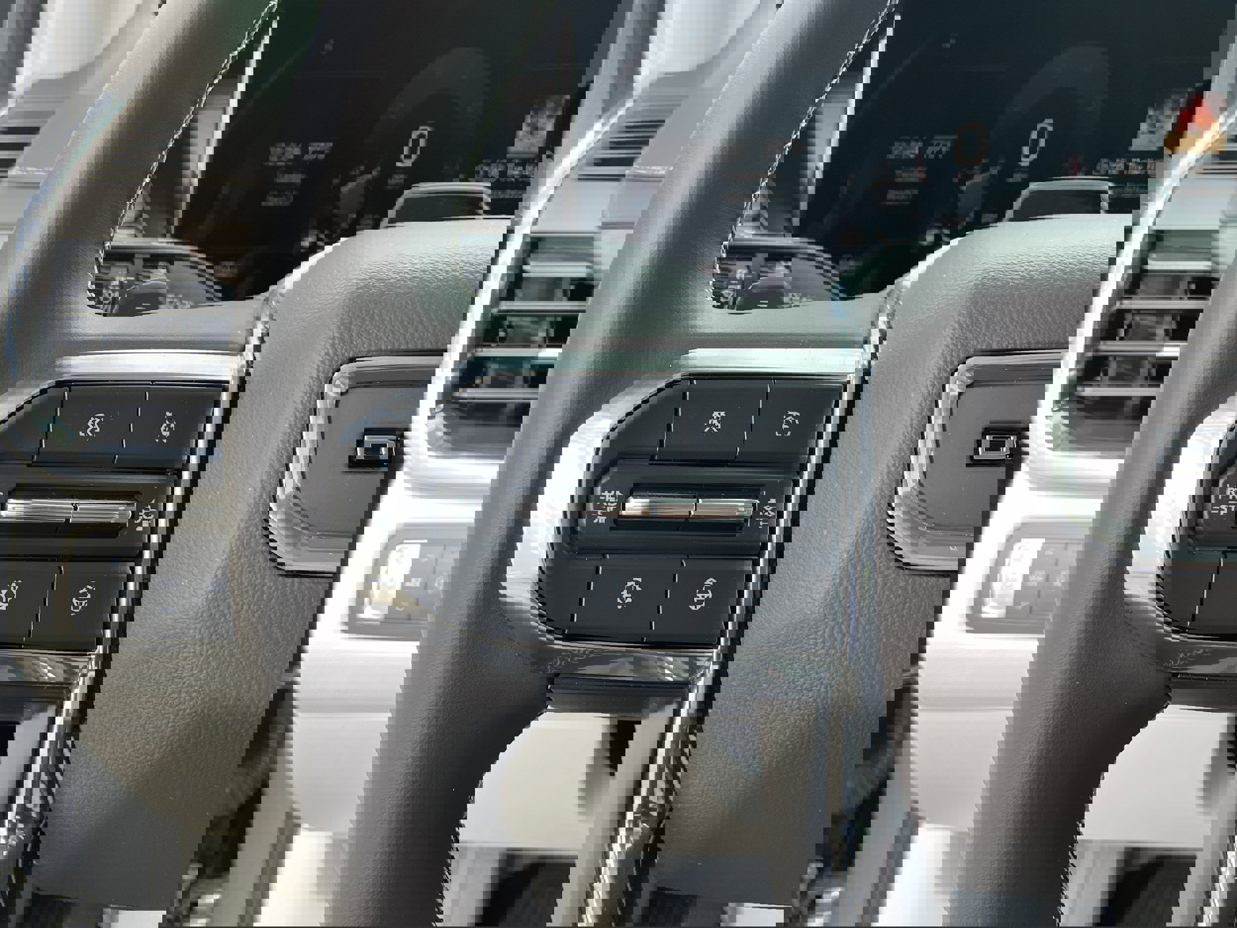 Certified 2025 GMC Acadia Denali w/ Super Cruise Package image 30