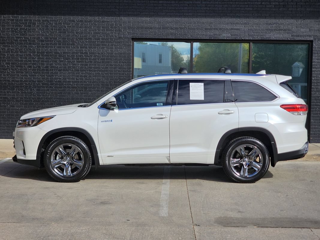 Used 2018 Toyota Highlander Limited Platinum w/ Carpet Mat Package (TMS) AWD/4WD image 14