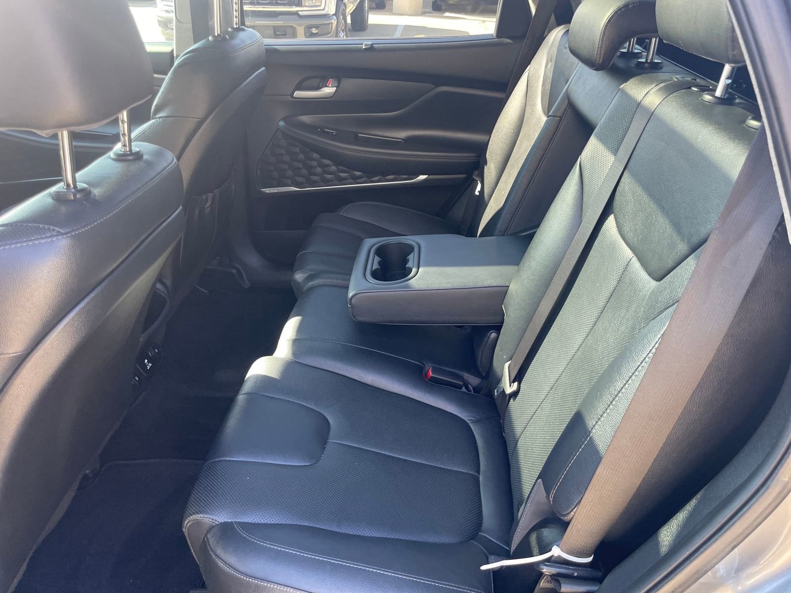 Used 2019 Hyundai Santa Fe SEL w/ Cargo Package image 26