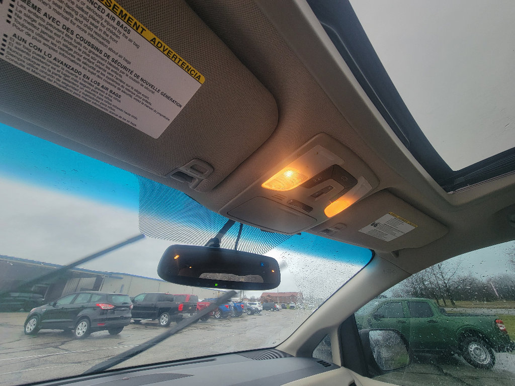 Used 2015 Toyota Sienna XLE w/ XLE Navigation Package image 22