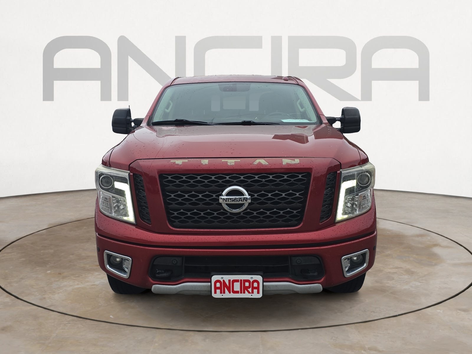 Used 2017 Nissan Titan PRO-4X AWD/4WD image 5