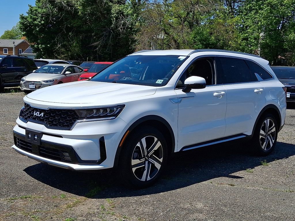 Certified 2023 Kia Sorento EX AWD/4WD image 3