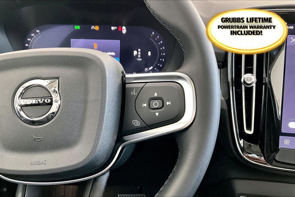 New 2026 Volvo XC40 B5 Core image 25