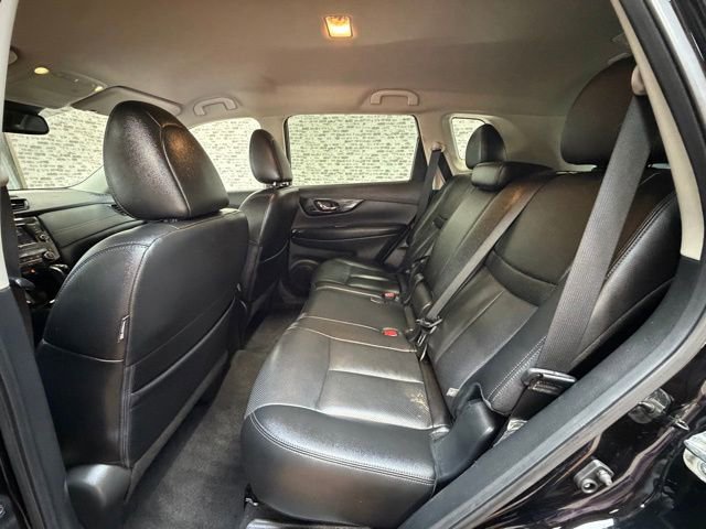 Used 2020 Nissan Rogue SL FWD image 12