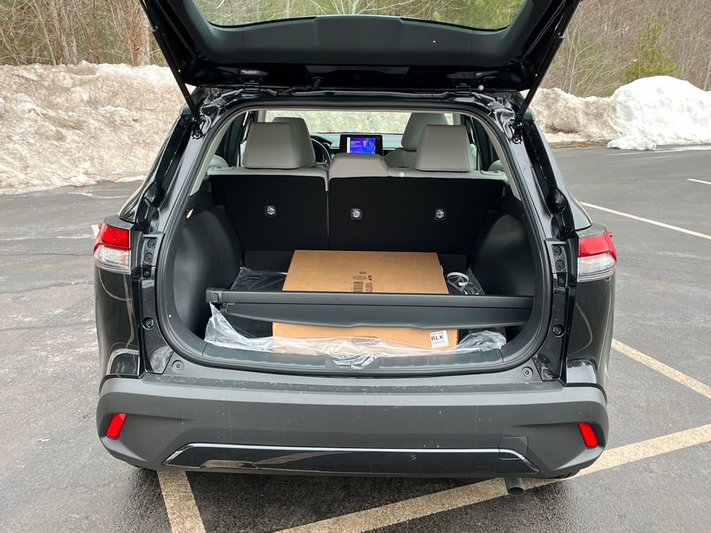 Used 2026 Toyota Corolla Cross L image 23