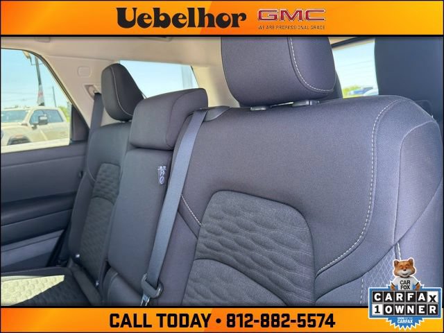 Used 2025 Nissan Pathfinder SV AWD/4WD image 19