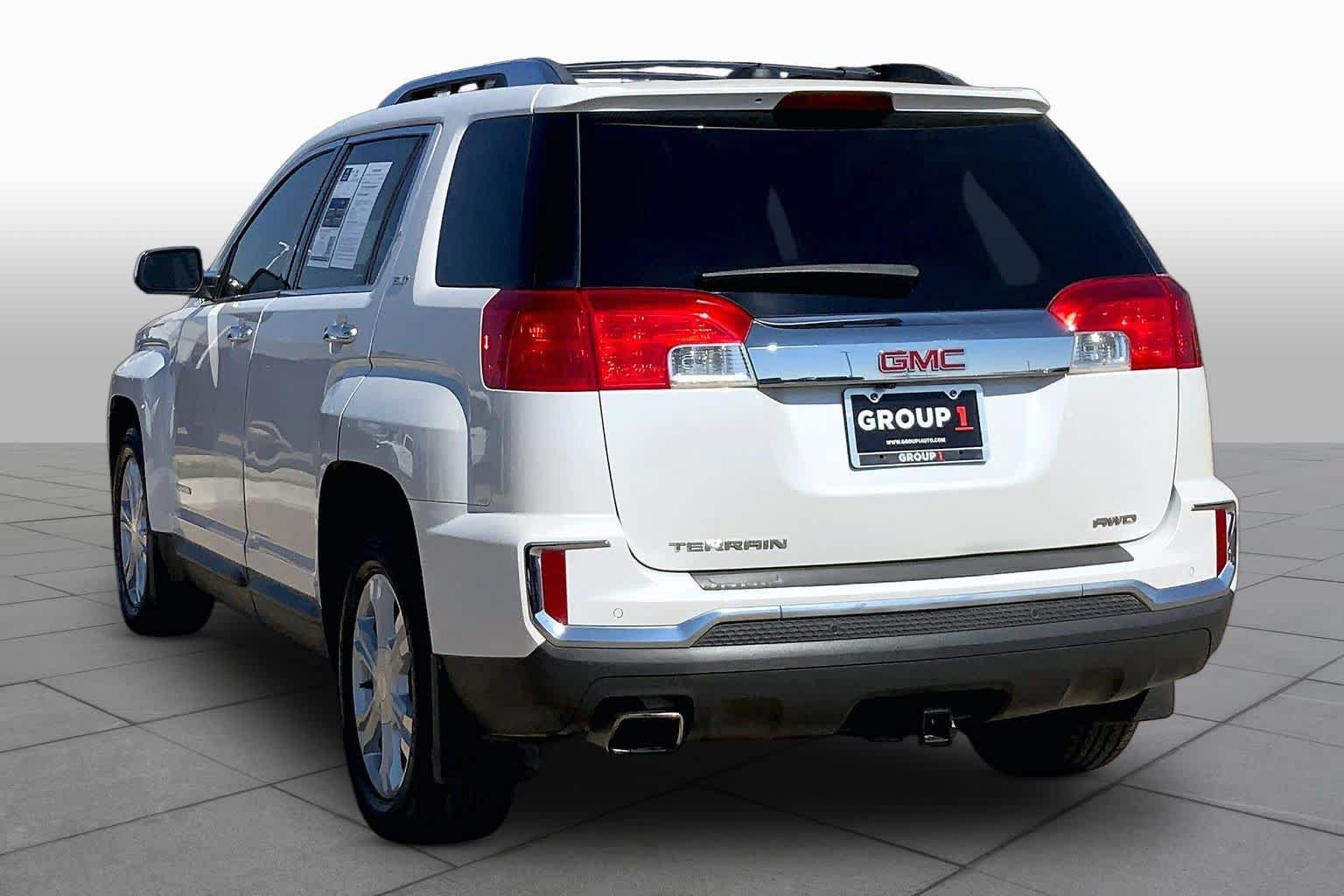 Used 2016 GMC Terrain SLT w/ Open Road Package AWD/4WD image 11