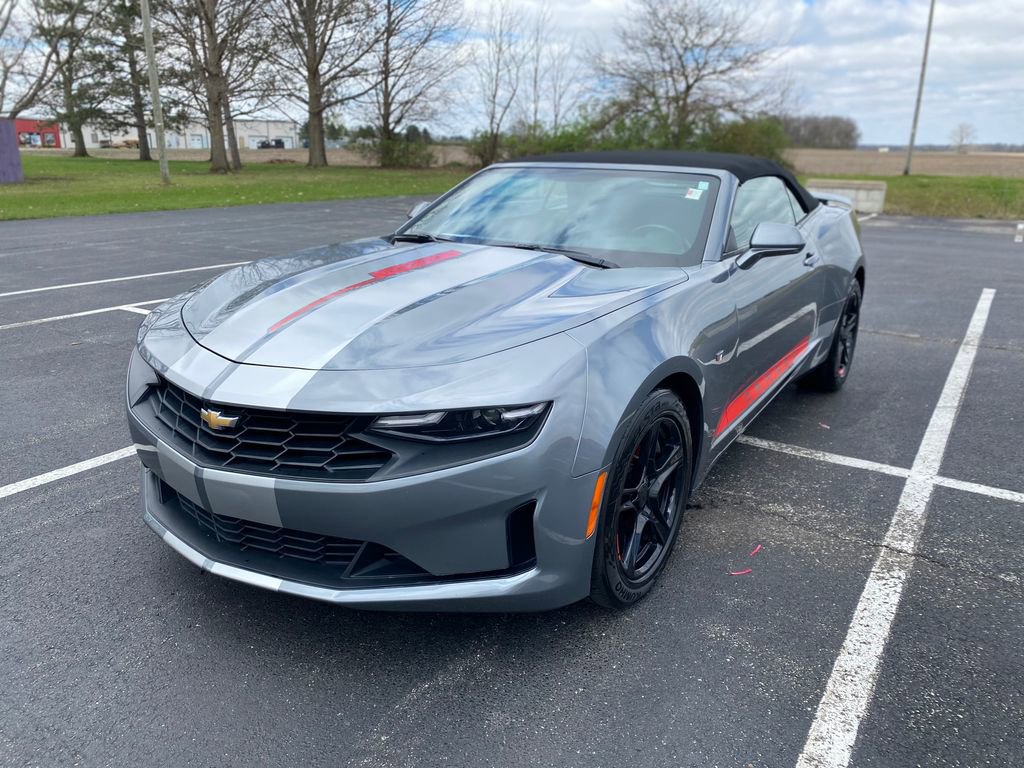Used 2020 Chevrolet Camaro LT image 3