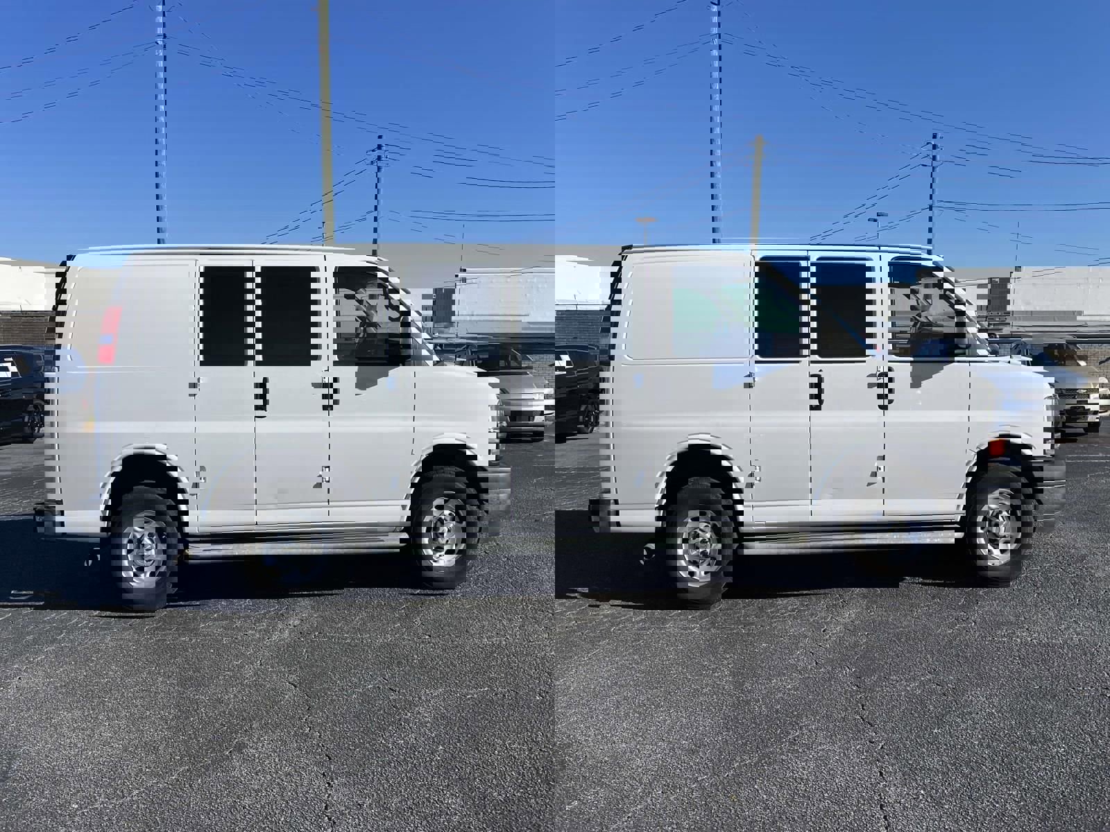 Used 2024 Chevrolet Express 2500 w/ Driver Convenience Package image 2