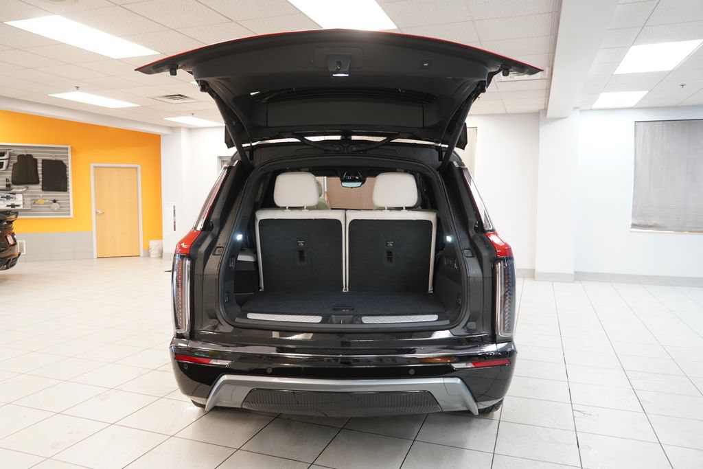 Used 2026 Cadillac Vistiq Sport AWD/4WD image 10