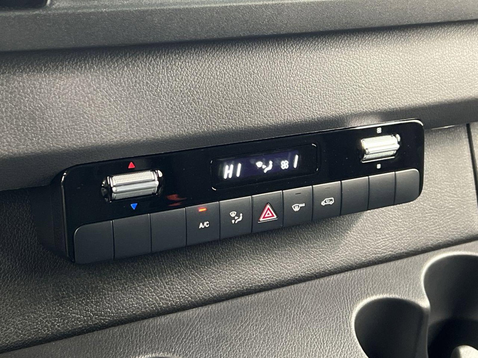 New 2025 Mercedes-Benz Sprinter 2500 image 19