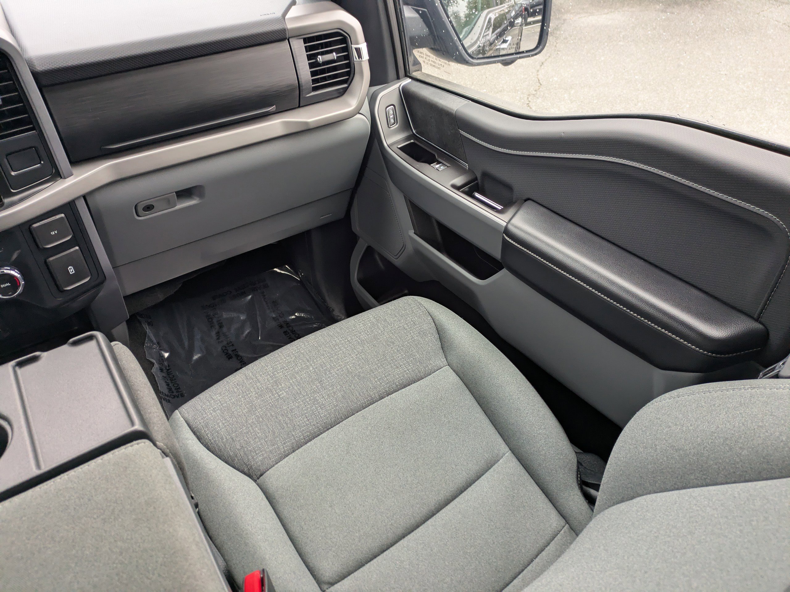 Used 2024 Ford F150 XLT w/ Tow/Haul Package image 20