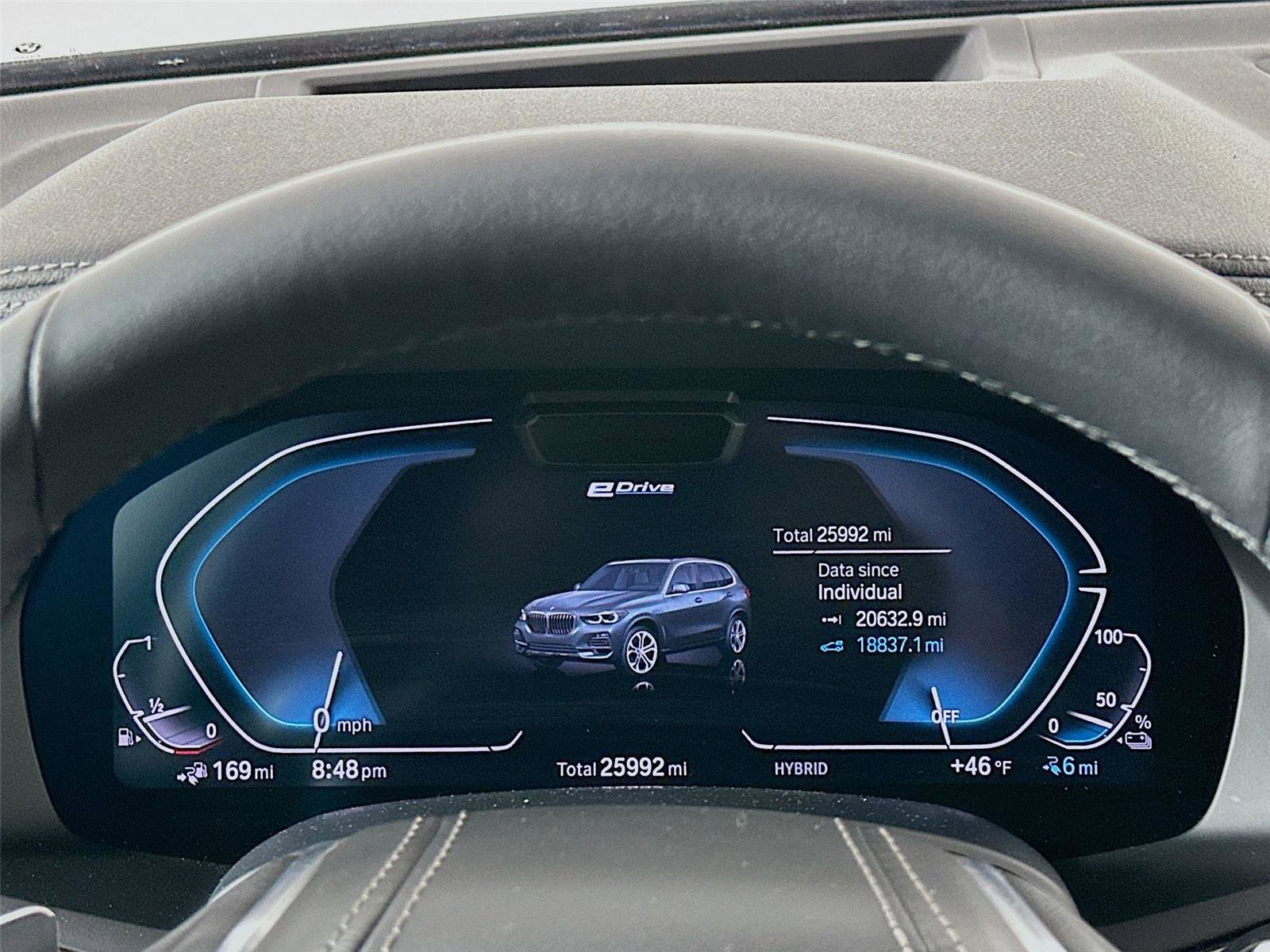 Certified 2022 BMW X5 xDrive45e w/ Executive Package image 12