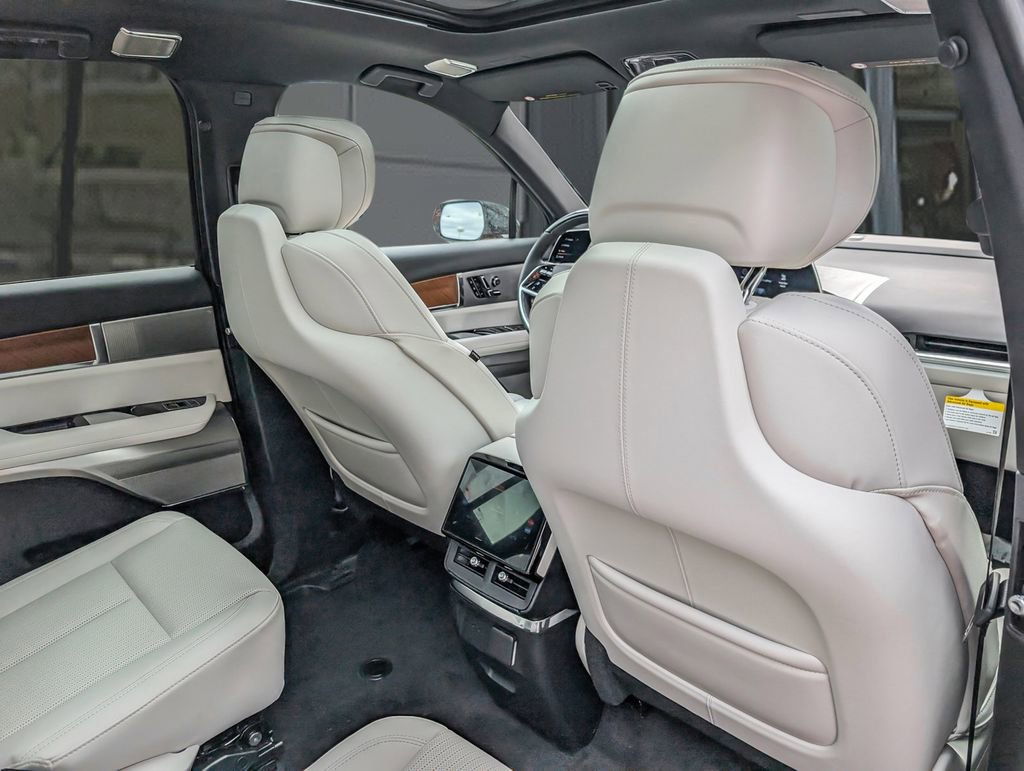 New 2026 Cadillac Vistiq Sport AWD/4WD image 20