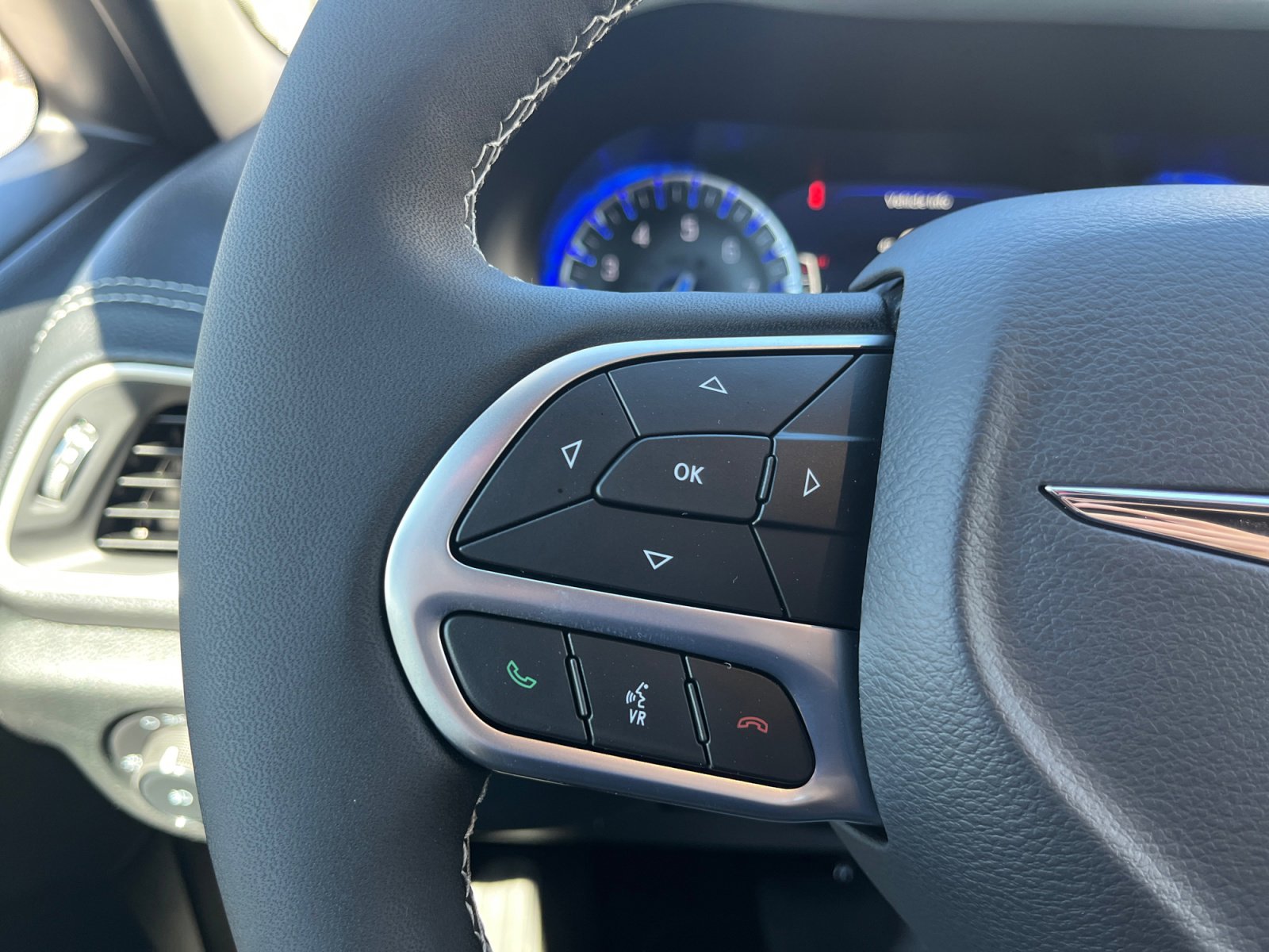 New 2026 Chrysler Pacifica Select image 17