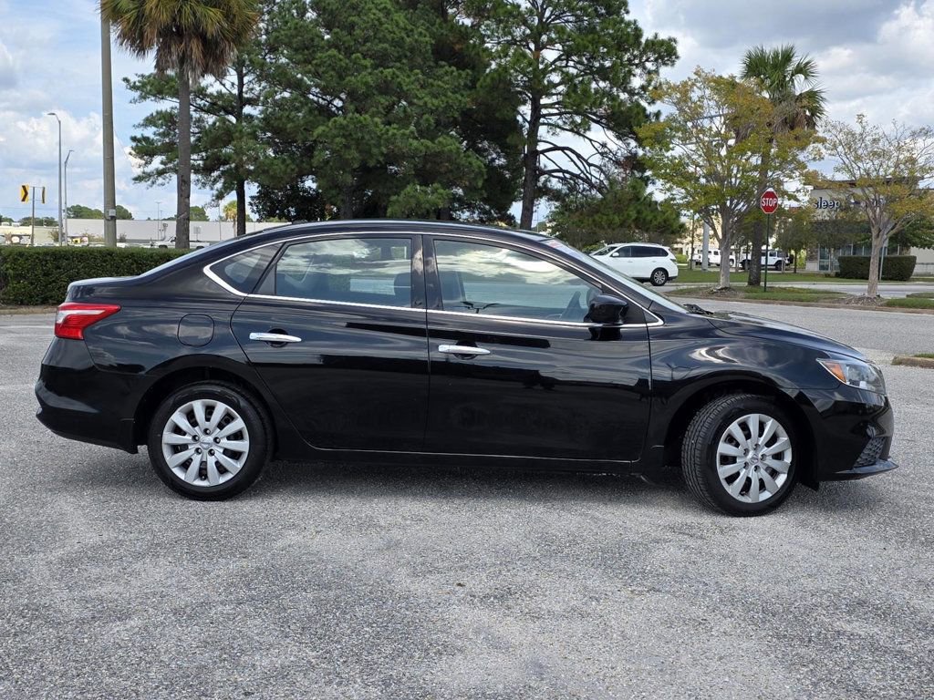 Used 2016 Nissan Sentra SV image 28