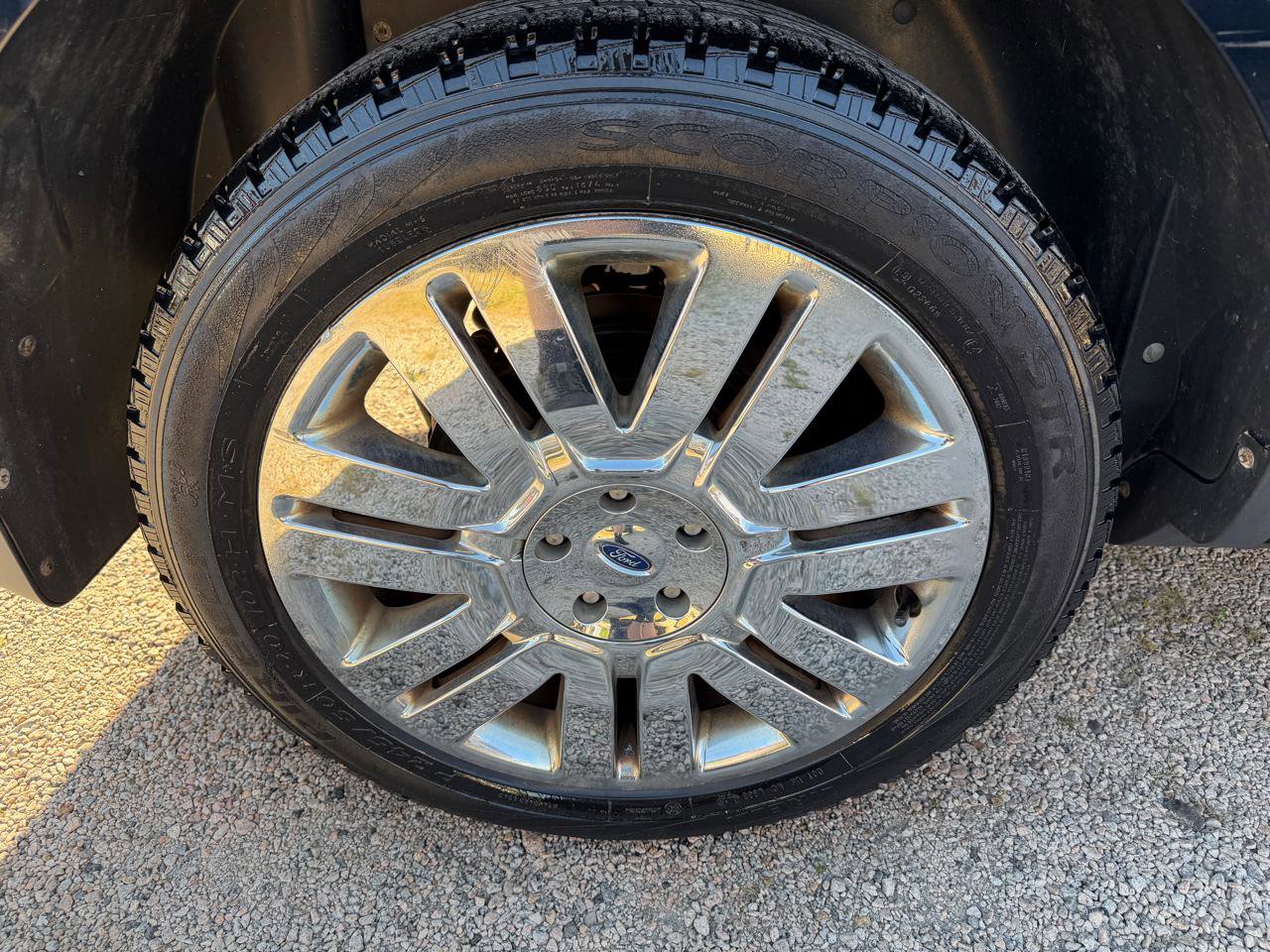 Used 2010 Ford Edge Limited AWD/4WD image 8