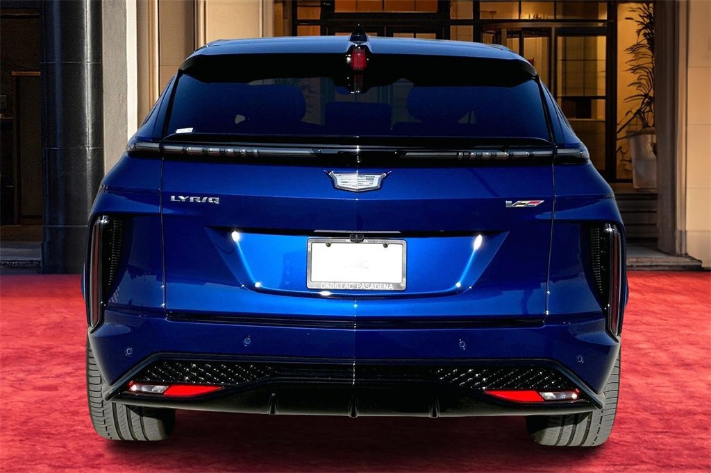 New 2026 Cadillac Lyriq V image 5