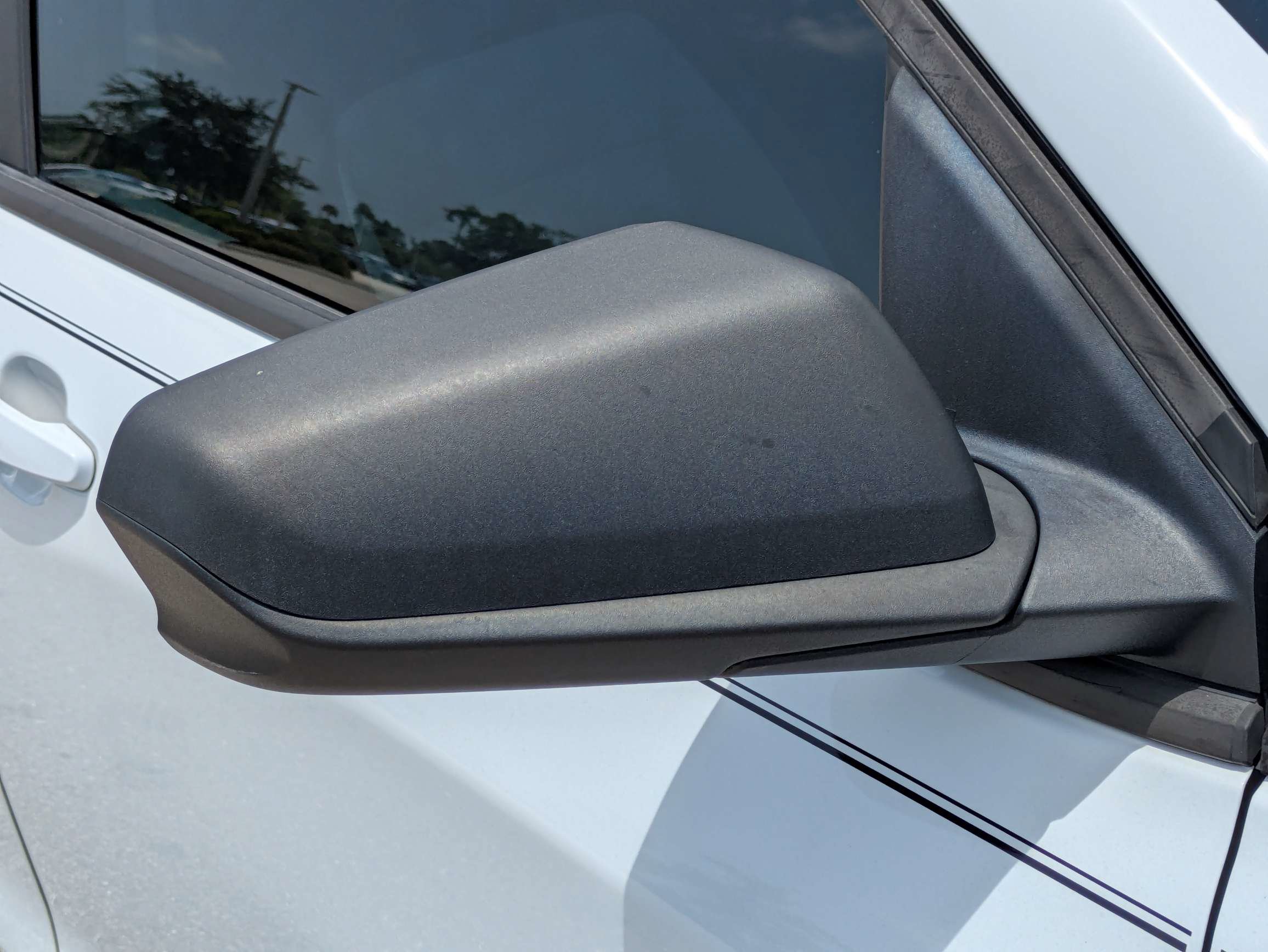 Used 2020 Chevrolet Equinox LS FWD image 12