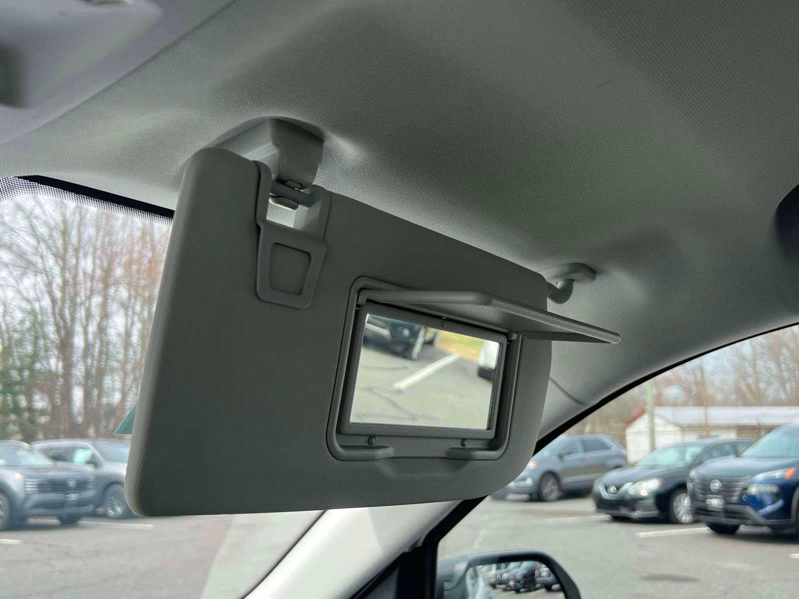 Used 2025 Ford Maverick XL w/ Equipment Group 102A image 10