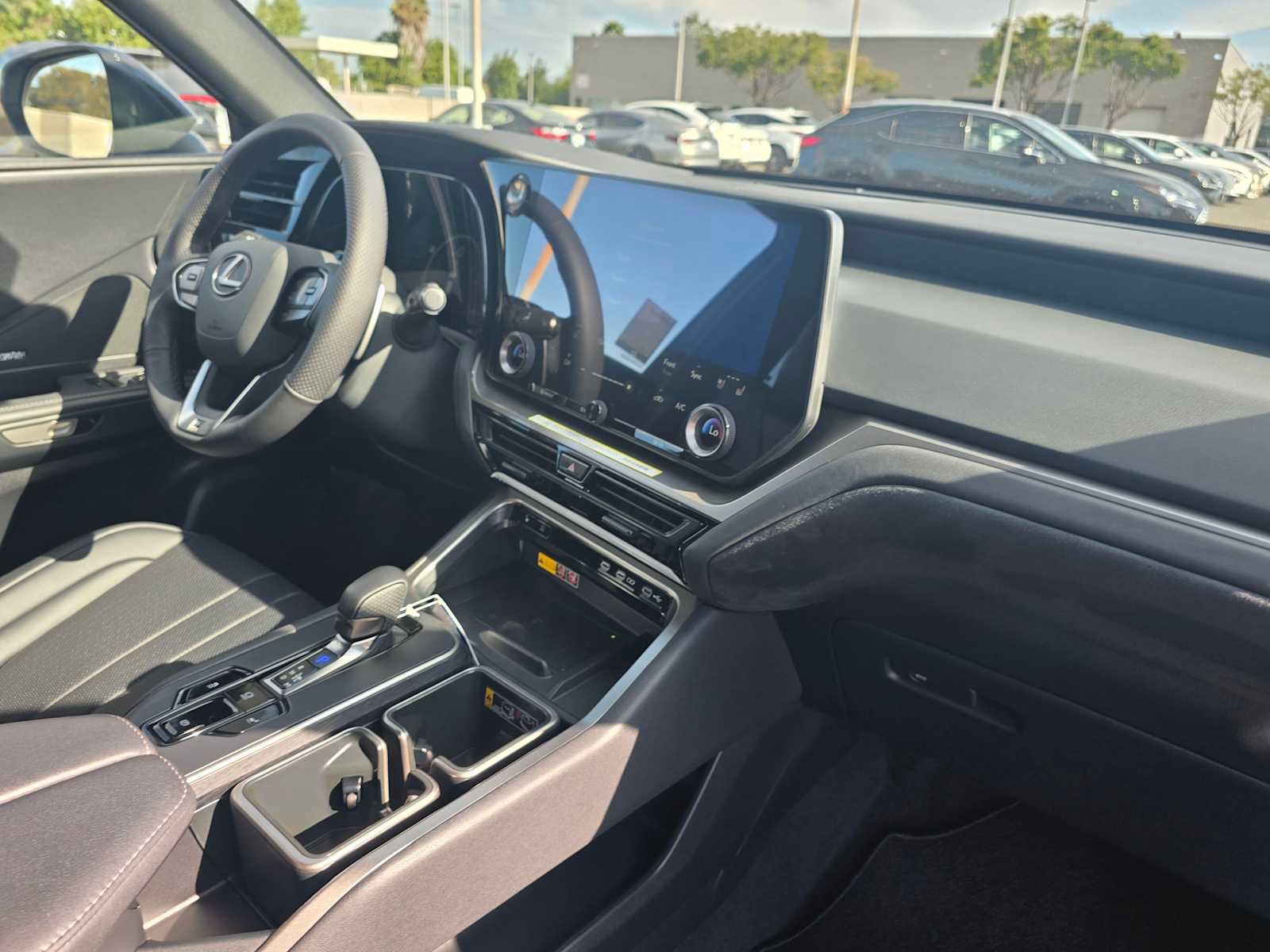 New 2026 Lexus TX 500h AWD image 12