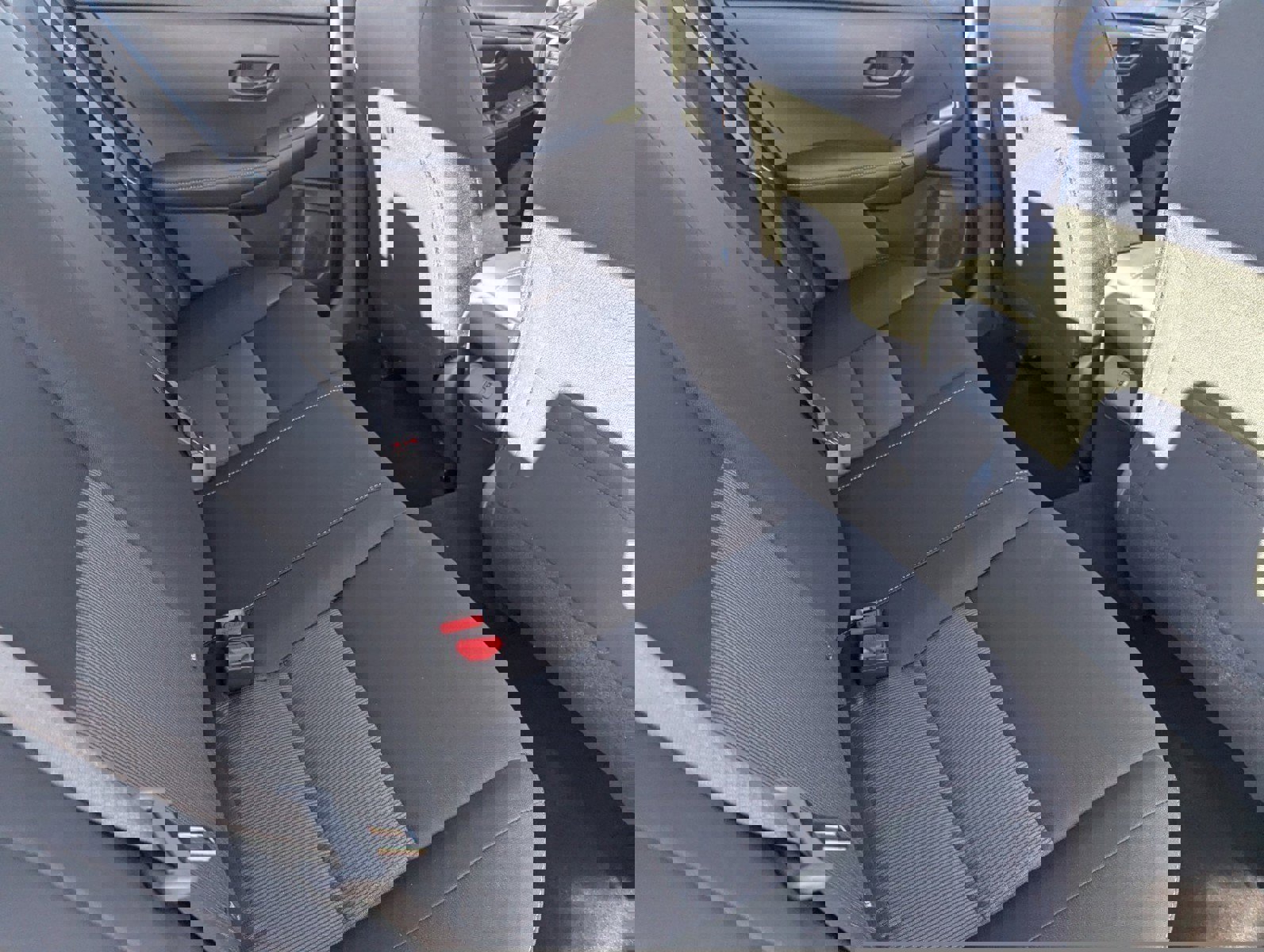 New 2025 Nissan Sentra SV image 29