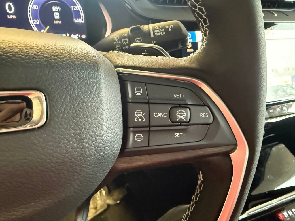 New 2026 Jeep Grand Cherokee Altitude AWD/4WD image 19