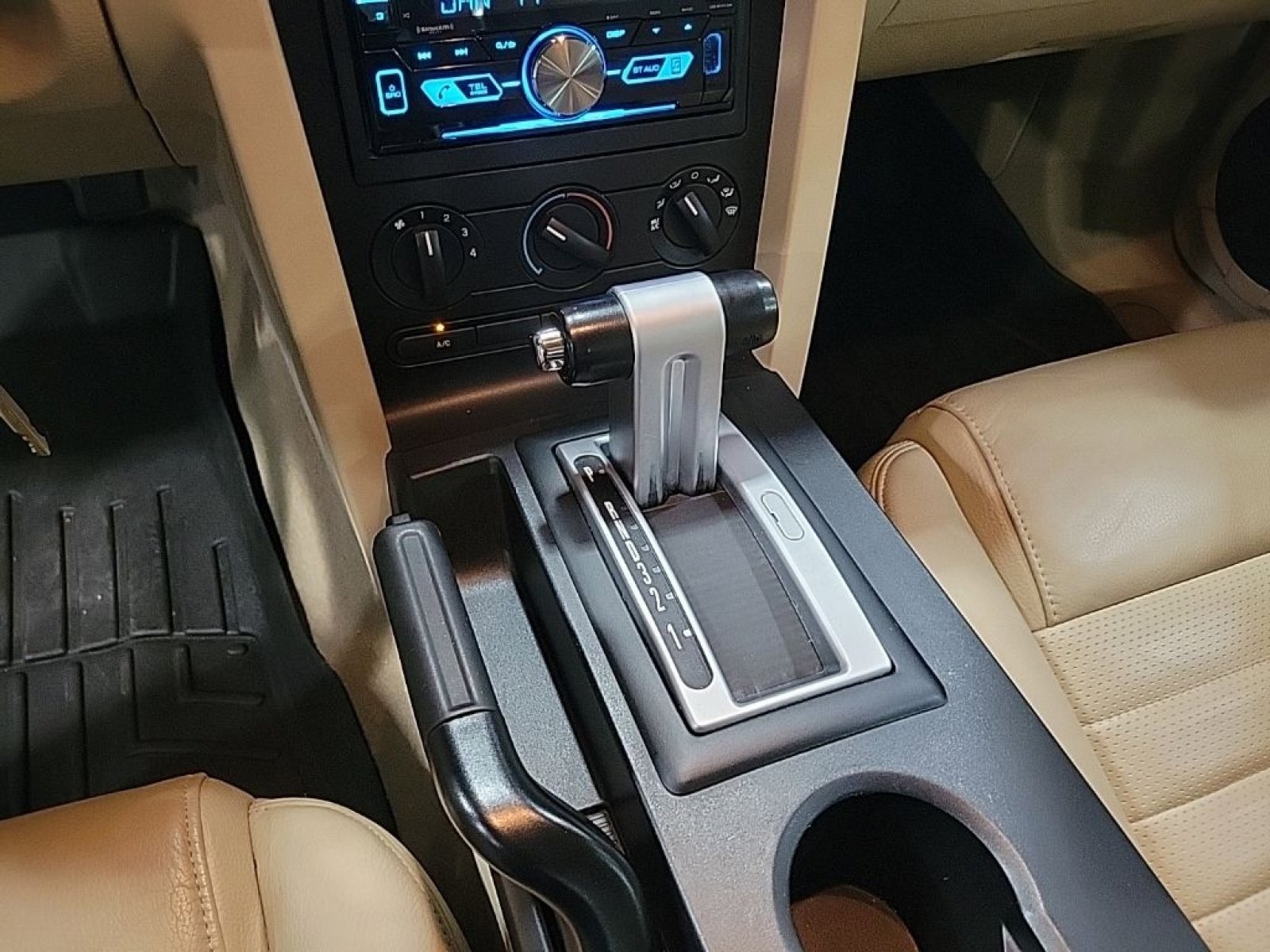 Used 2005 Ford Mustang GT image 19