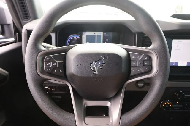 Used 2022 Ford Bronco 2-Door AWD/4WD image 10
