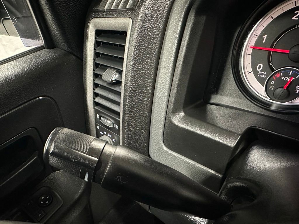 Used 2016 RAM 2500 Tradesman w/ Chrome Appearance Group image 21