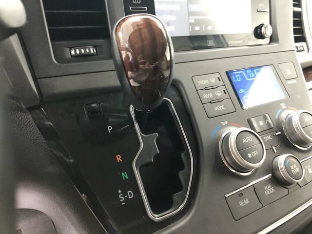 Used 2019 Toyota Sienna Limited Premium AWD/4WD image 26