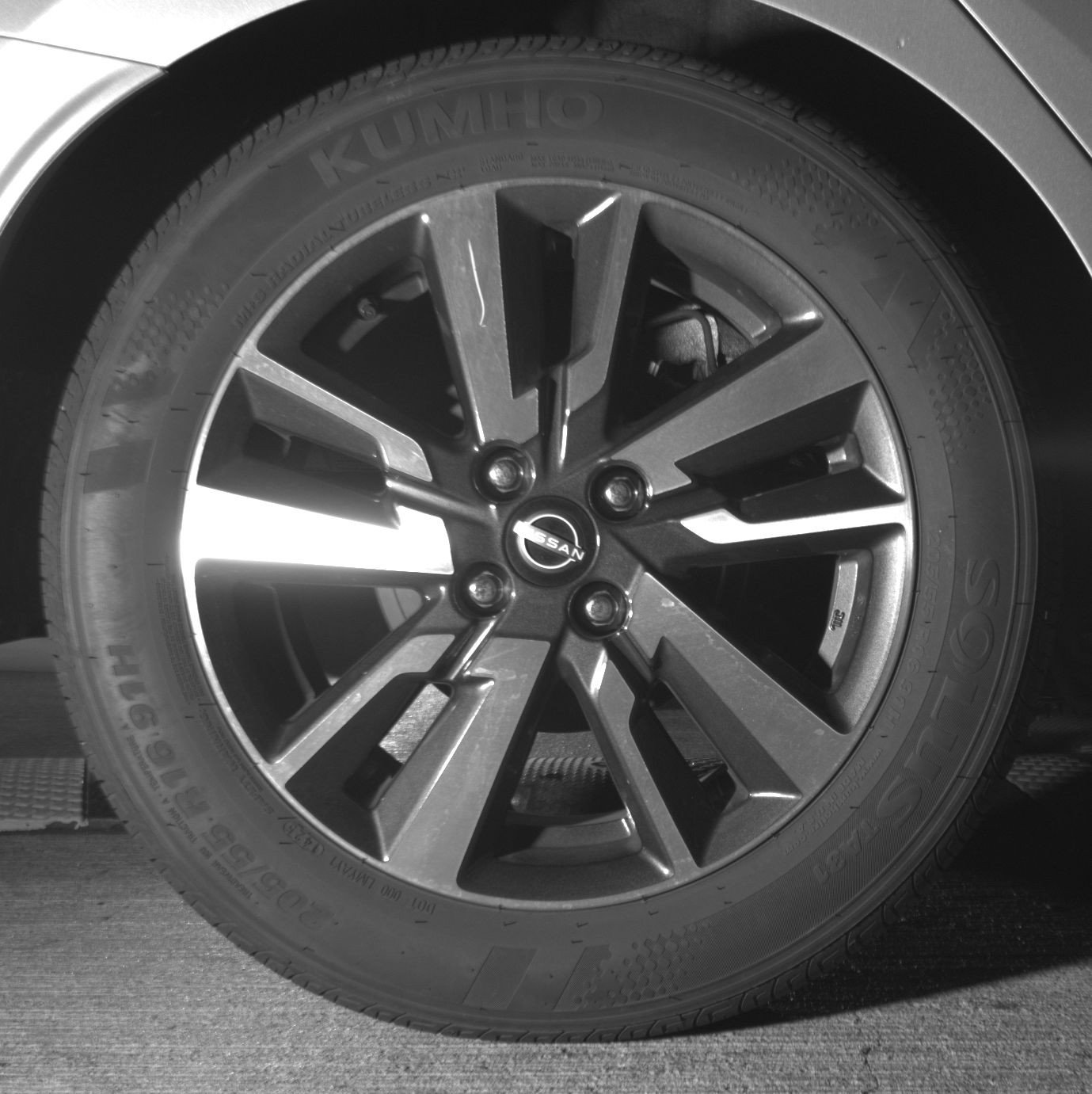 Used 2025 Nissan Versa SV image 15