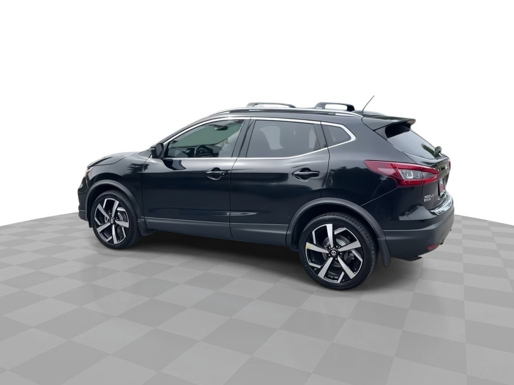 Used 2021 Nissan Rogue Sport SL AWD/4WD image 6