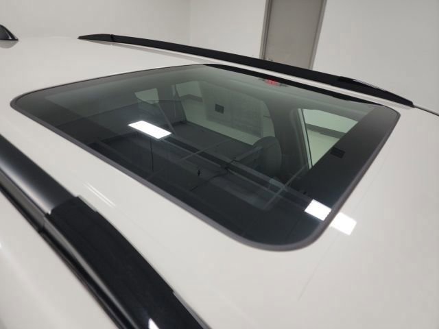 Used 2025 Subaru Forester Touring w/ Popular Package - Touring AWD/4WD image 15