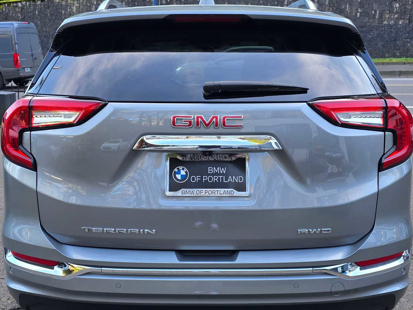 Used 2024 GMC Terrain Denali w/ Denali Premium Package image 13