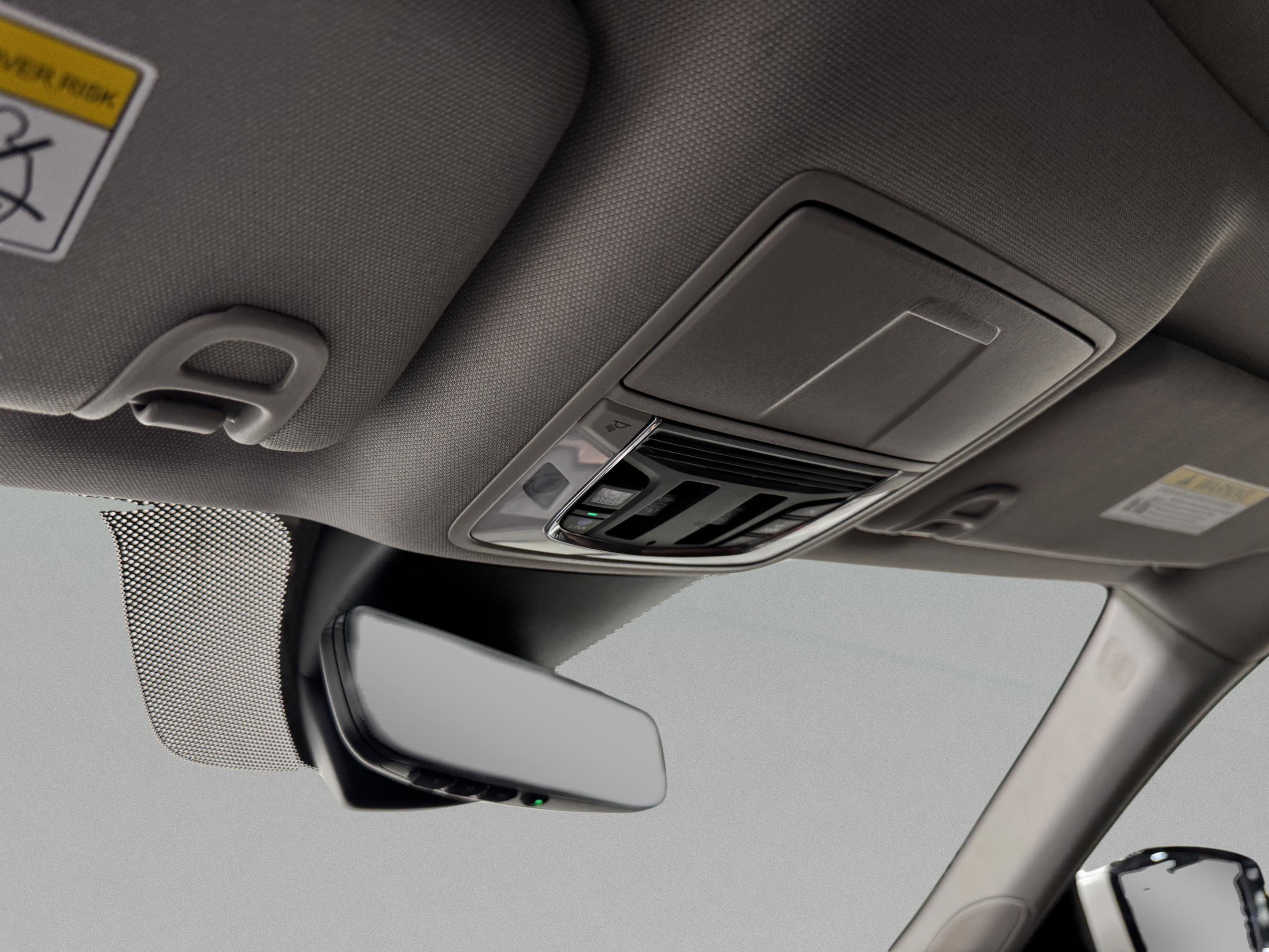 Certified 2023 Acura MDX FWD w/ Technology Package image 32