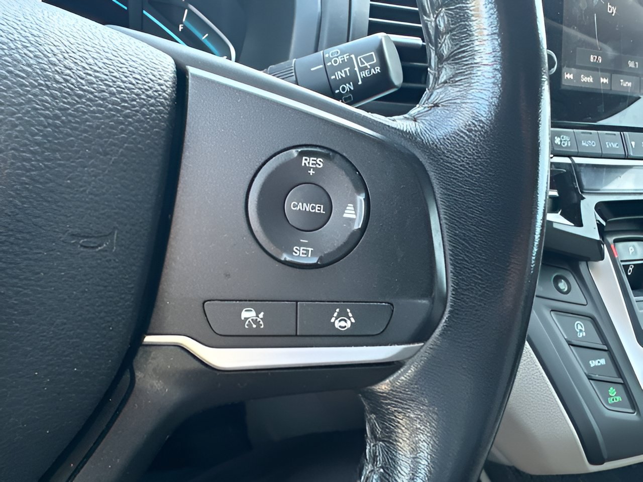 Used 2022 Honda Odyssey EX-L image 18